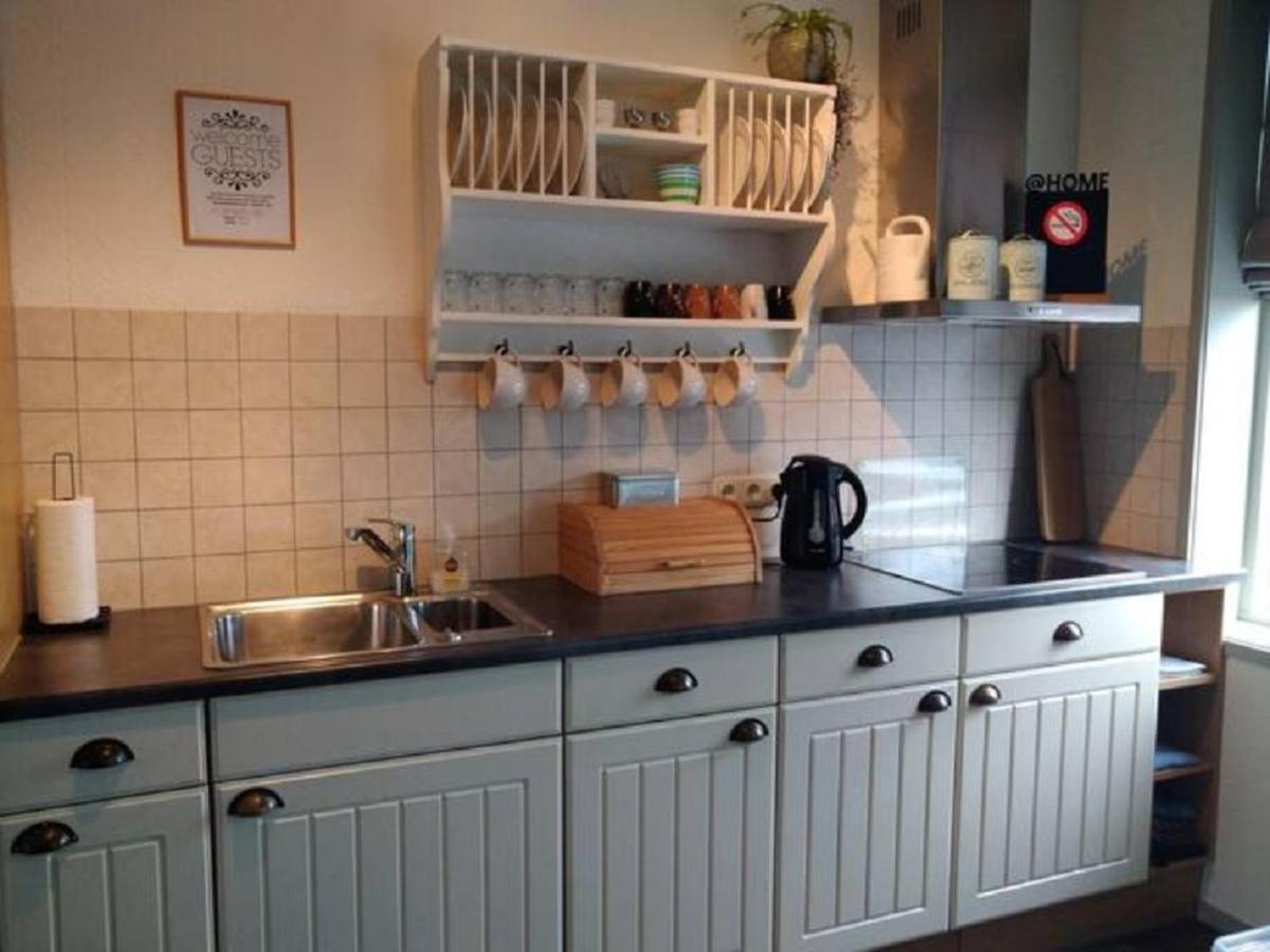 Bed en breakfast Uitrust Lauwerzijl Eksteriør billede